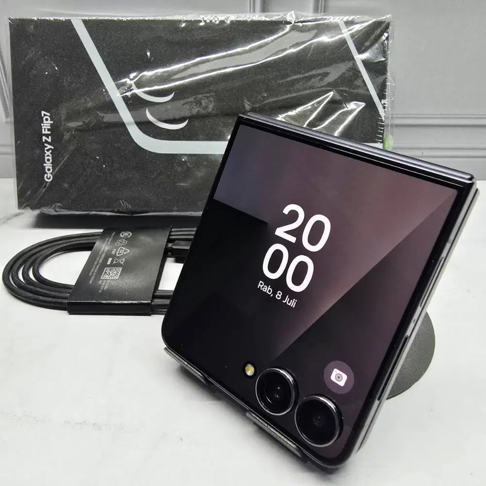 Samsung Galaxy Z Flip 7 12/512GB Black Like New Resmi SEIN Fullset