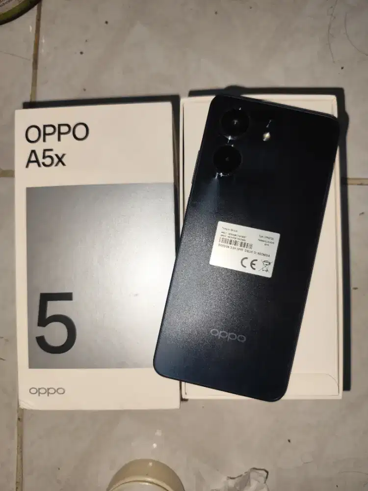 oppo a5x 4/128 lengkap normal semua pemakaian sehari