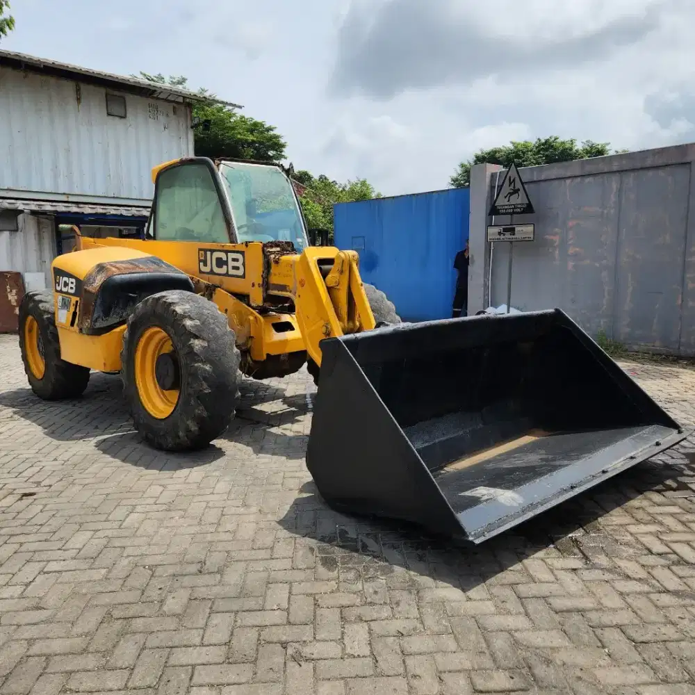 Di jual cepat JCB TELESCOPIC HANDLER 2020 apa adanya