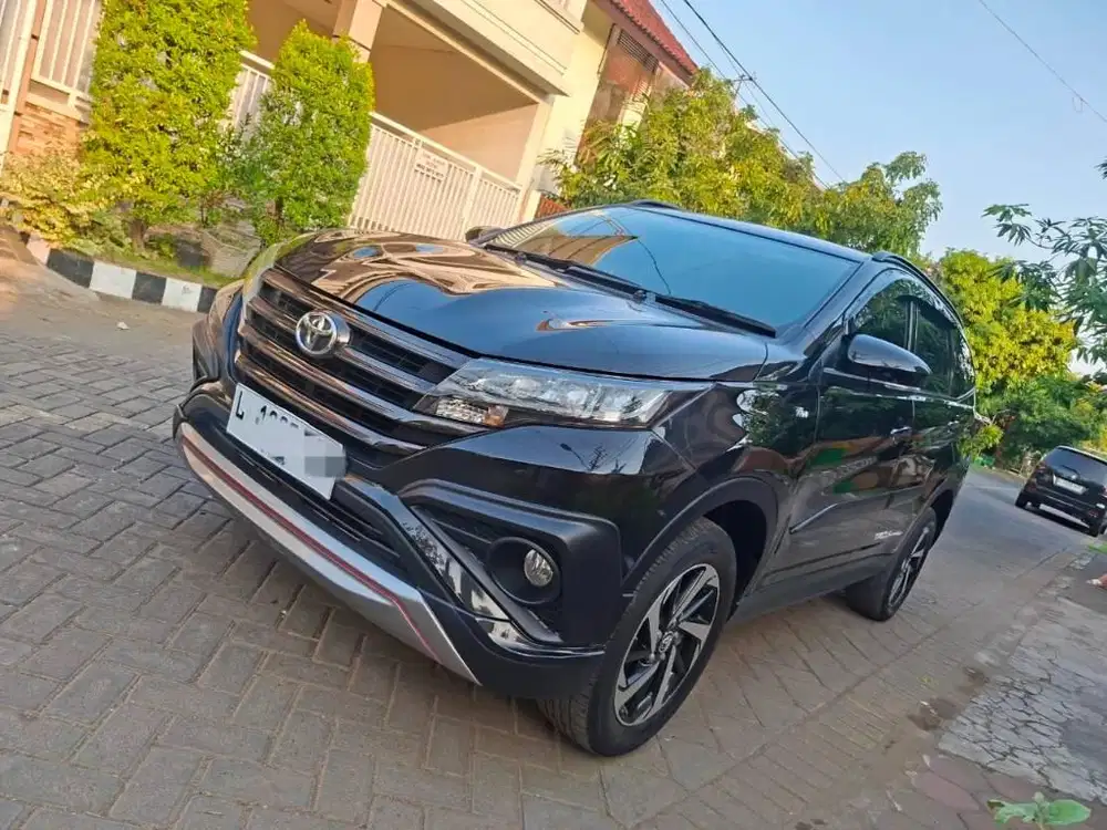 Toyota Rush 1.5 TRD Sportivo Bensin Matic/At 2018 Super Istimewa