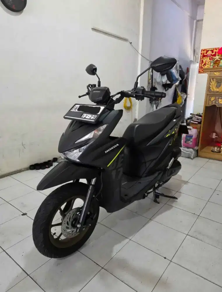 Honda Beat Street Tahun 2024 Pajak aktif siap pakai
