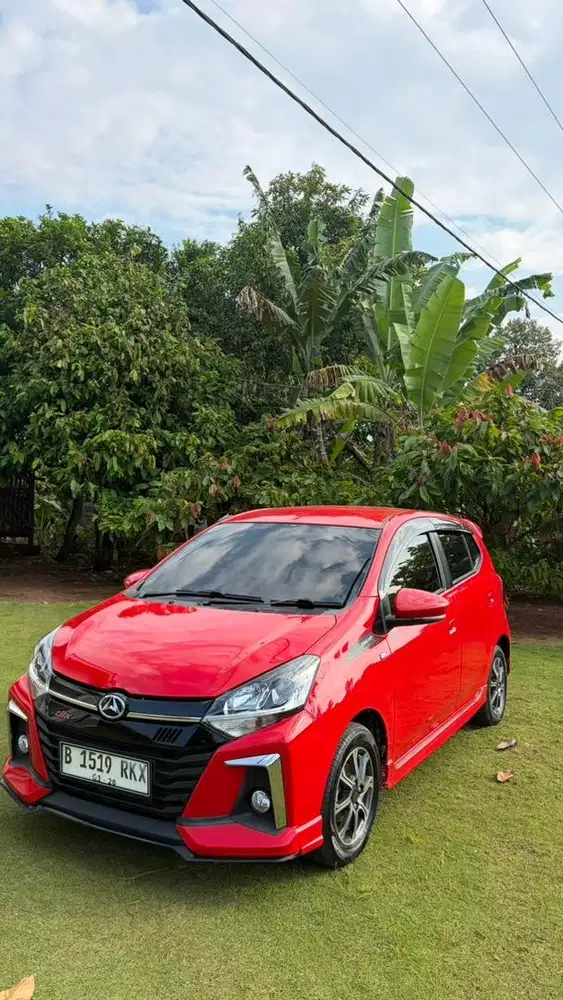 Di jual ayla R dlx 2023
