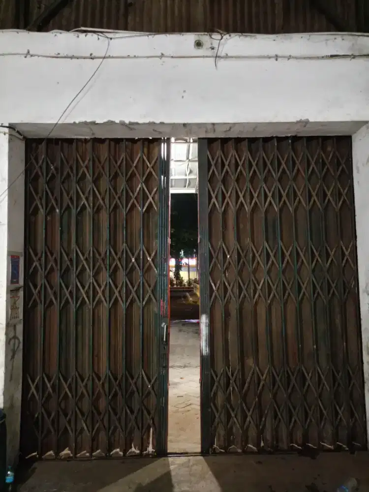 Servis rolling door folding gate panggilan murah kelapa Gading Cakung