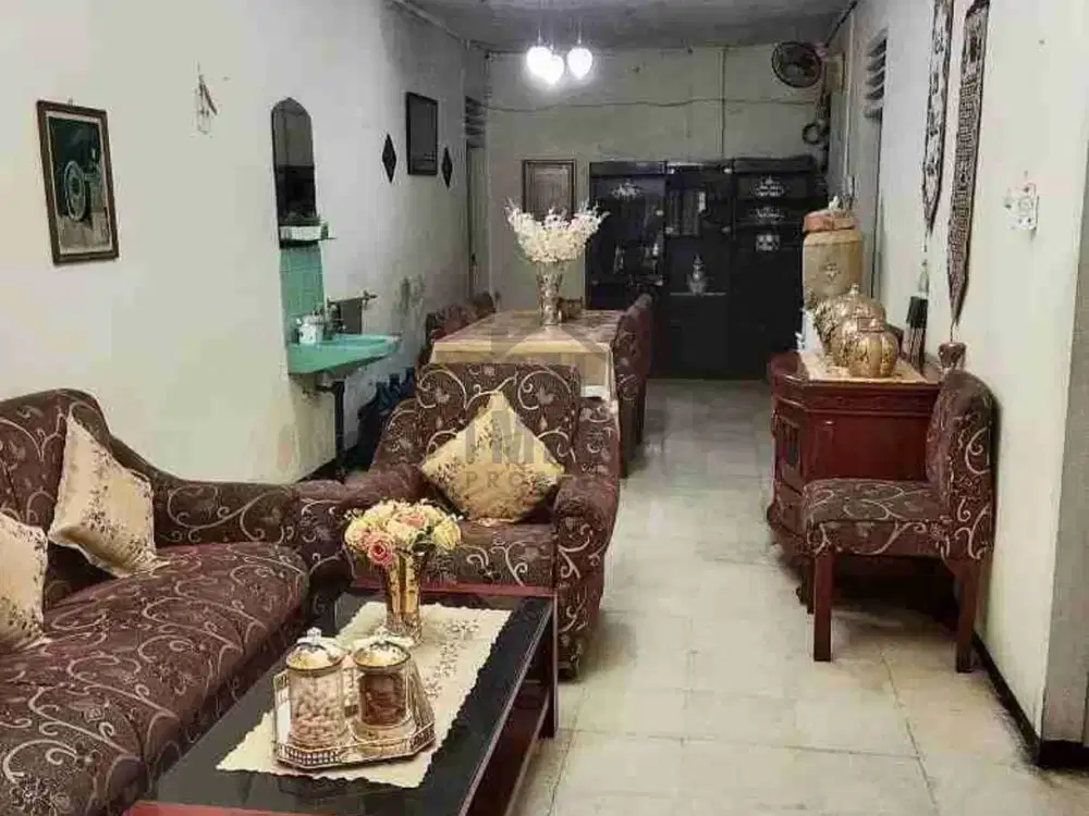 Dijual Rumah Hitung Tanah di Kebon Kacang, Tanah Abang, Jakarta Pusat.