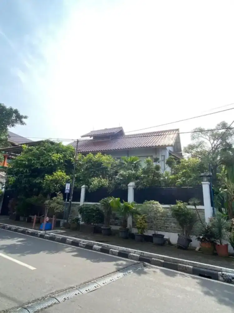 Rumah Dijual - Slipi Dekat Jalan S Parman
