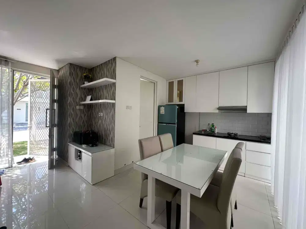 DISEWAKAN FULL FURNISH, Rumah Grand Pakuwon Adelaide dkt Gladstone