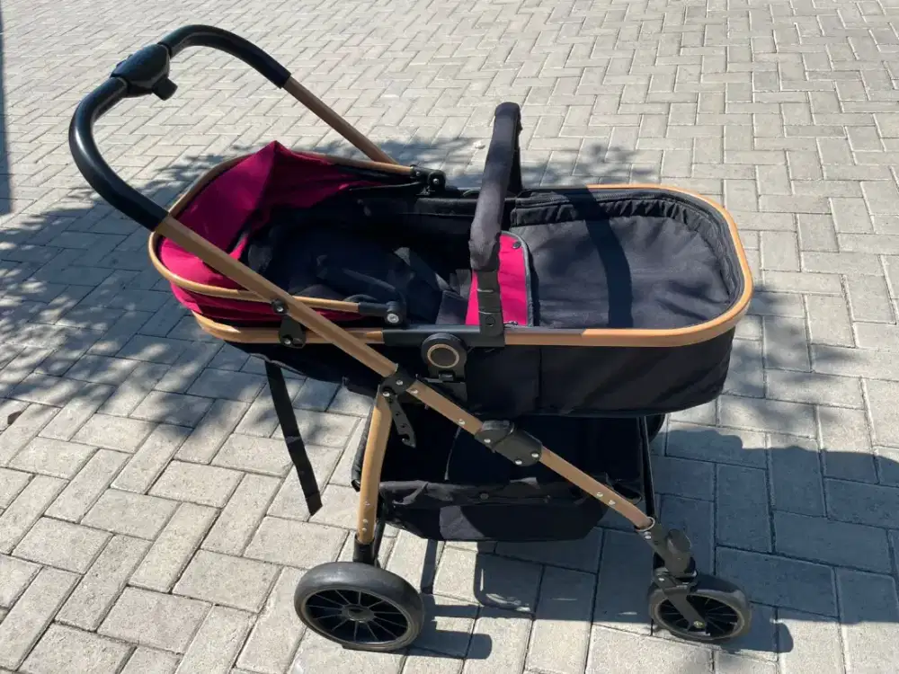 Stroller bayi lipat 2 arah