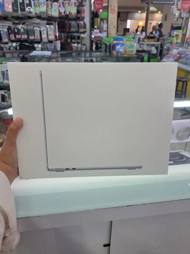 Macbook Air M4 13 Inch 24/512GB SSD Sky Blue New Garansi IBOX