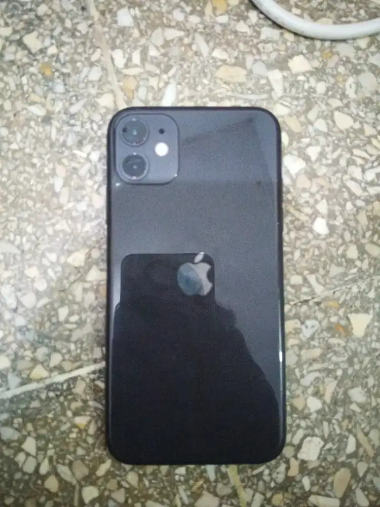 d jual hp i phone 11 sec mulus wifi only