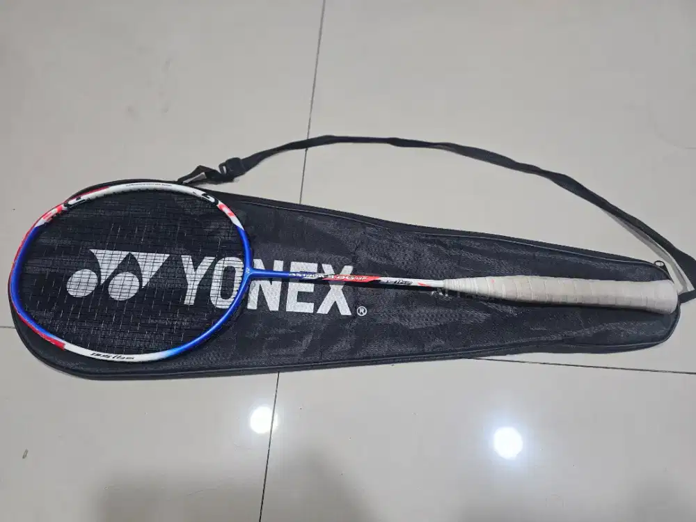 DIJUAL RAKET ASTROX 3 DG HF, 35LBS