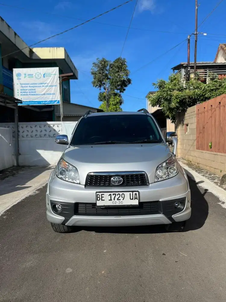 Toyota Rush S TRD Manual 2014 Kilometer 67rb