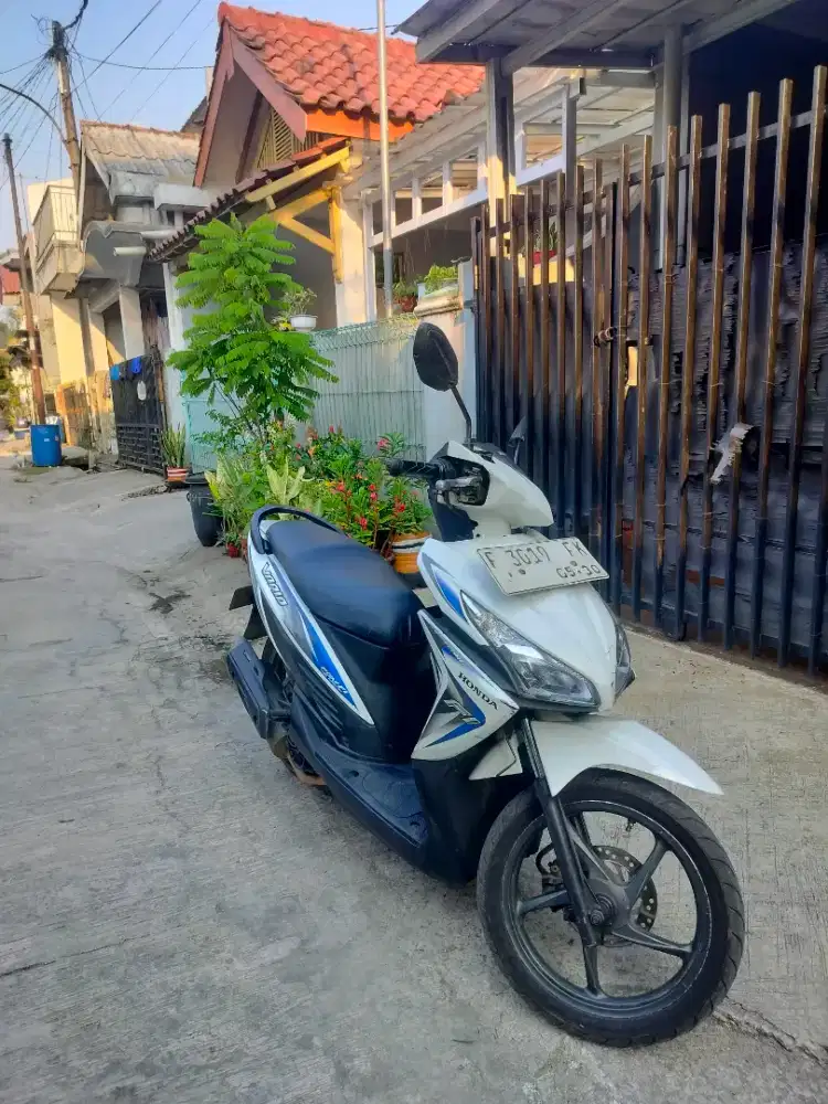 Jual Cepat Honda Vario Agnes 2015 Second