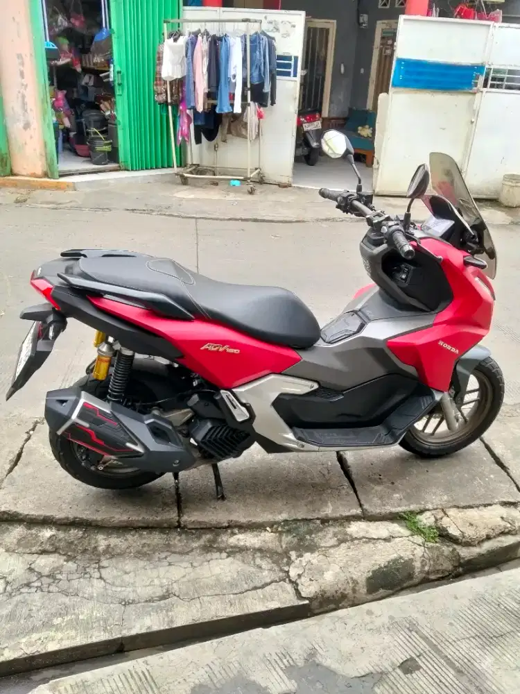 Honda adv 160 ABS masih rasa baru