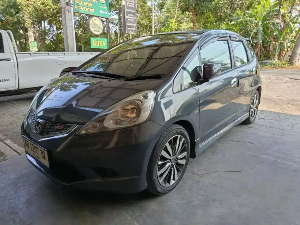Honda Jazz RS AT 2011