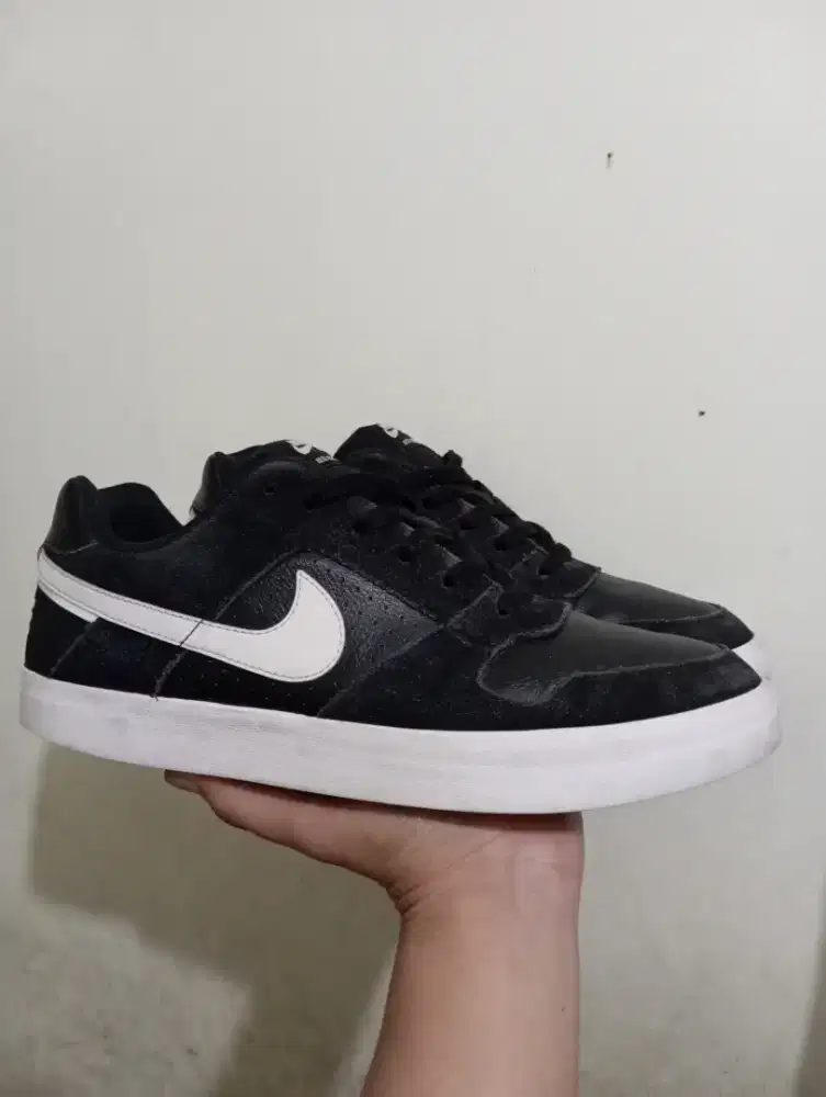Nike SB Delta Force