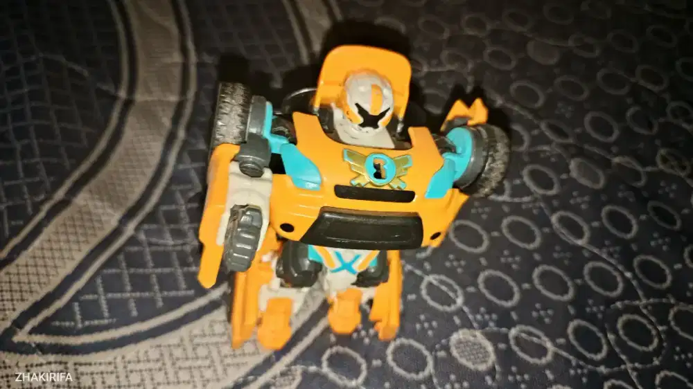 TOBOT X MINI OLD USED YOUNG TOYS