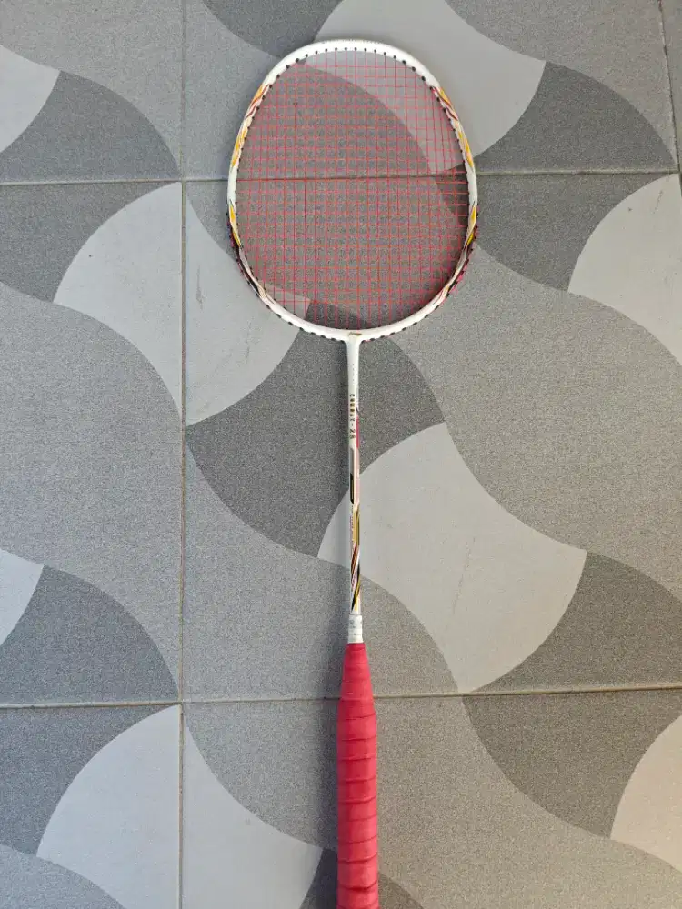 Raket Linning Combat Z-8