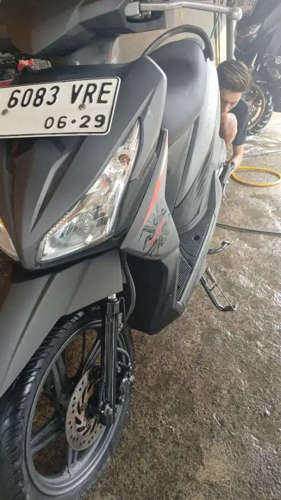 Jual cepat Honda vario Agnes 2018