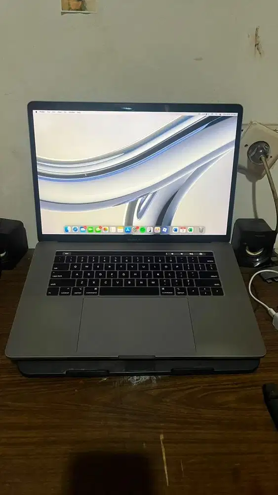 Macbook Pro 2018 i9 22/512GB