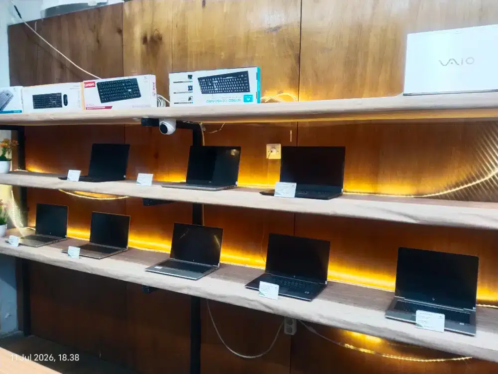 Kredit laptop second/new resmi bergaransi. Cicilan tanpa DP, cukup KTP