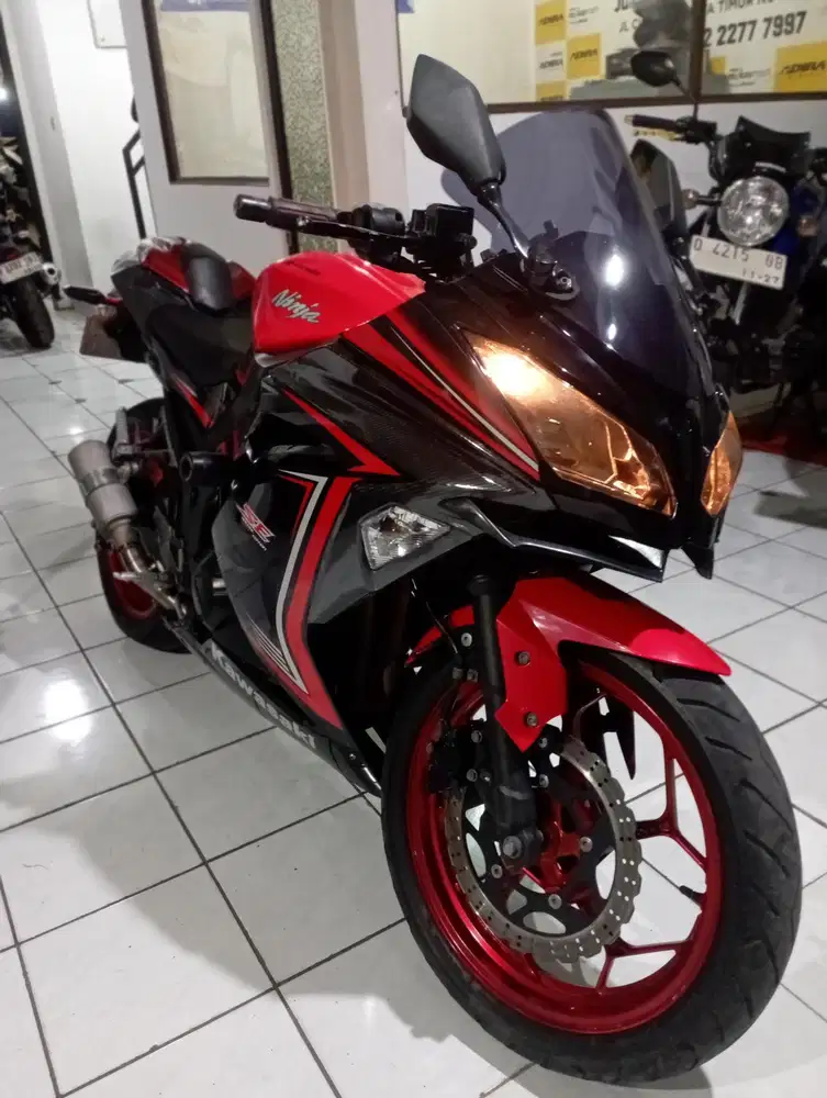 Kawasaki Ninja 250 FI SE Tahun 2015