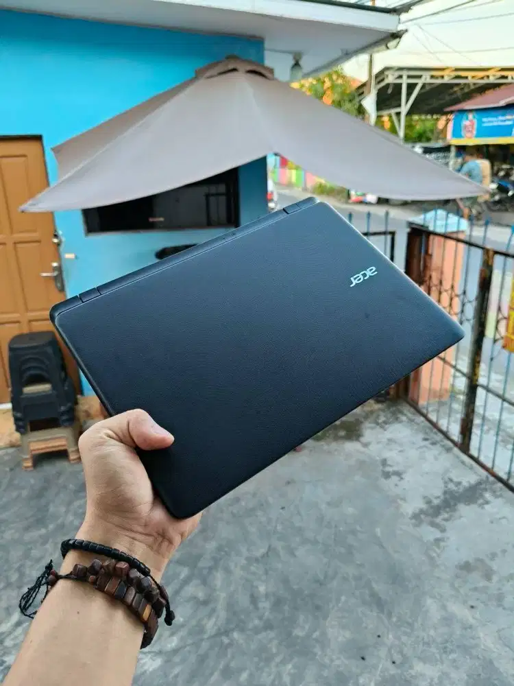 Laptop Murah Acer Aspire ES1-132 | RAM 4GB HDD 500GB | Siap Pakai