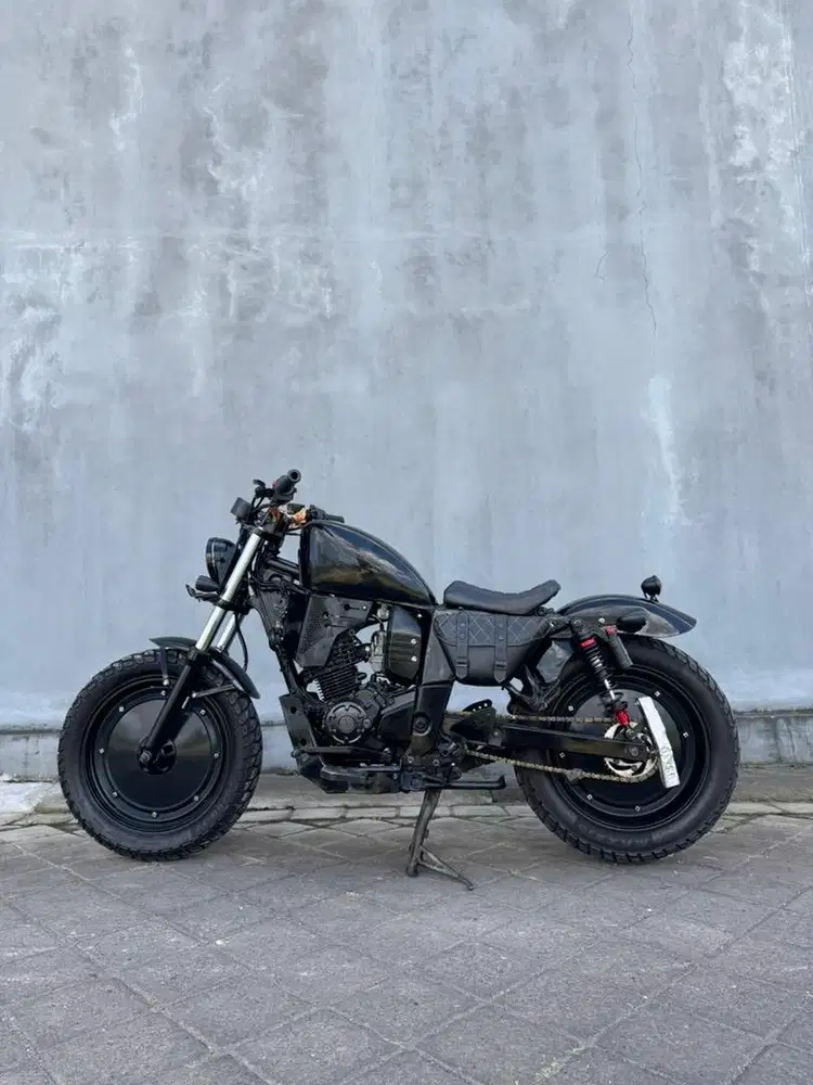 BYSON CUSTOM BOBBER