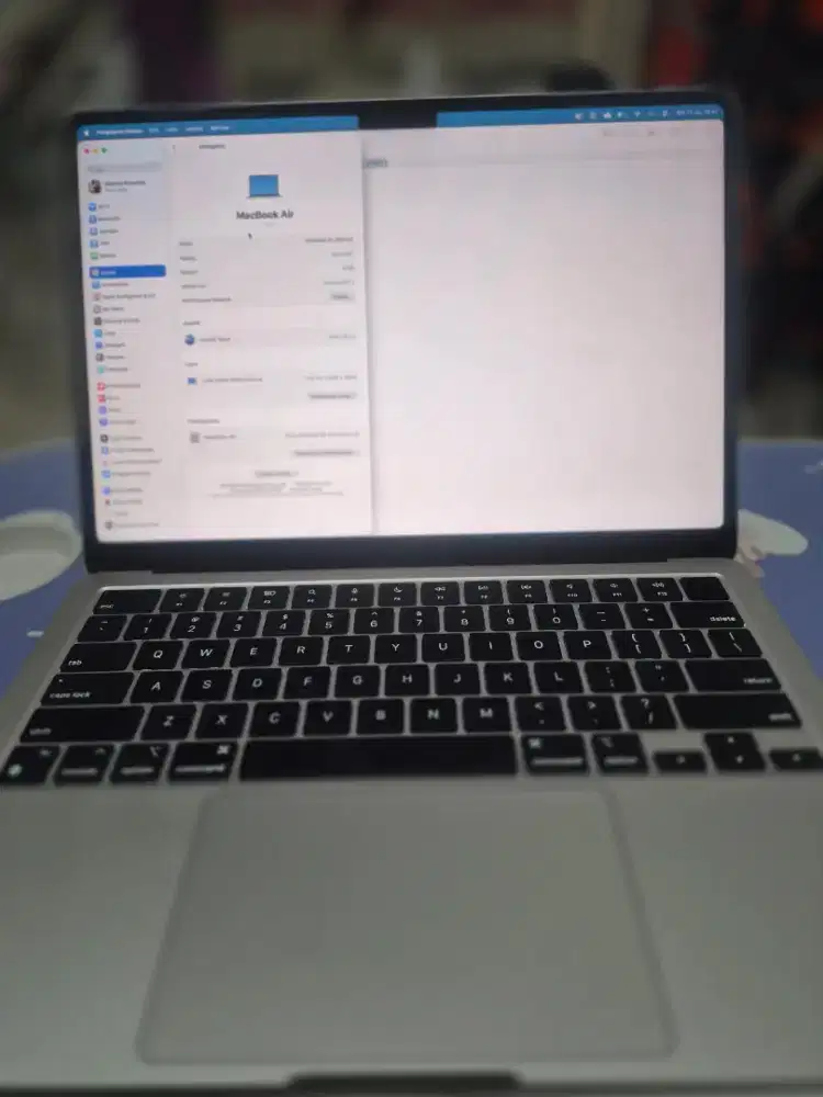 Macbook Air M2 8/256 Like New