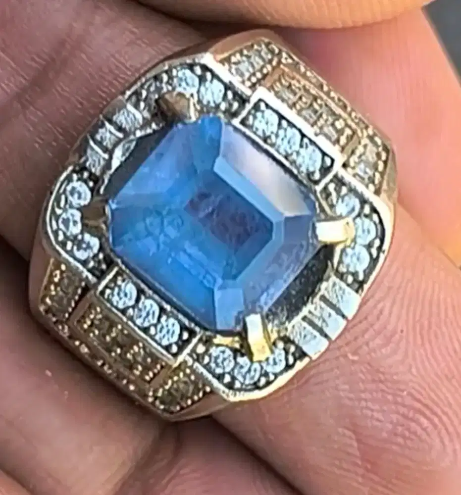 Batu blue saphire