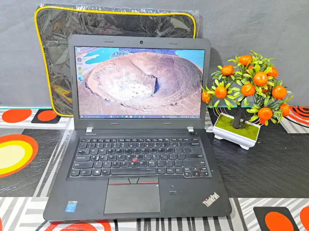 Core i5 ram 8 lenovo thinkpad siap pakai
