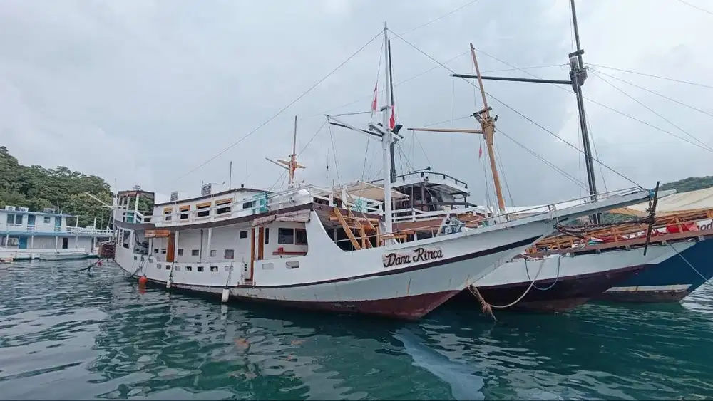 BUSINESS DEVELOPMENT & OPERATIONS (LABUAN BAJO)