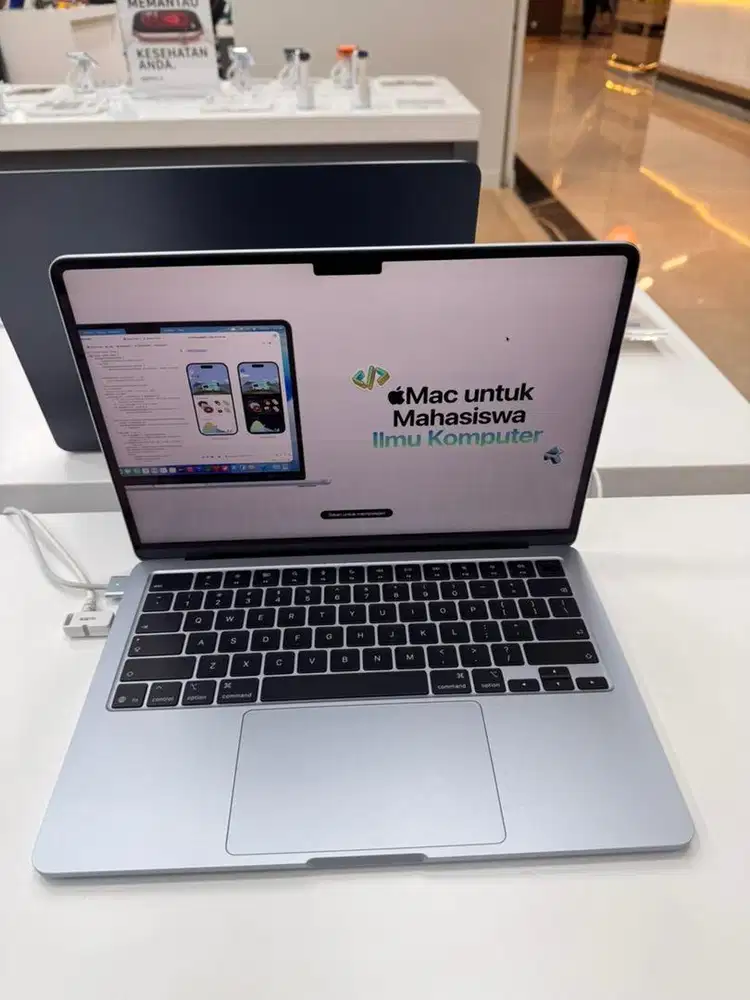 13 Inch Macbook Air M5 16/512GB
