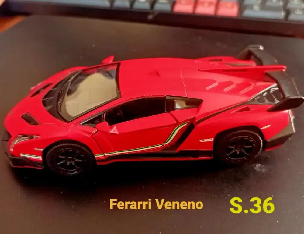 DIECAST FERARRI VENENO