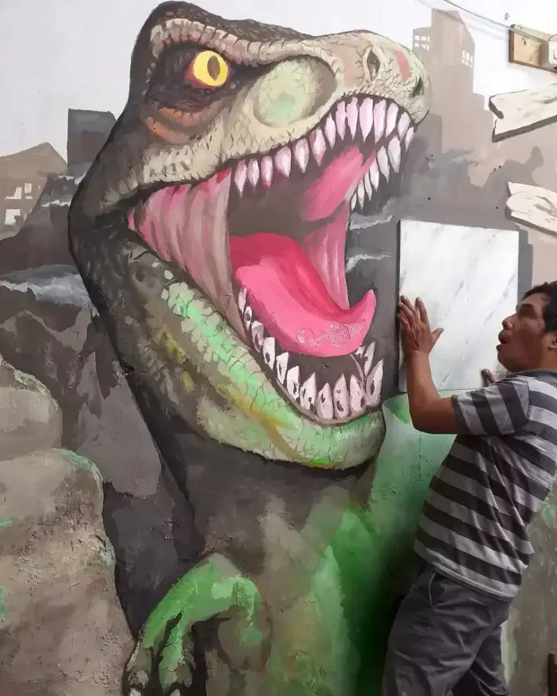Lukisan mural maupun realistis