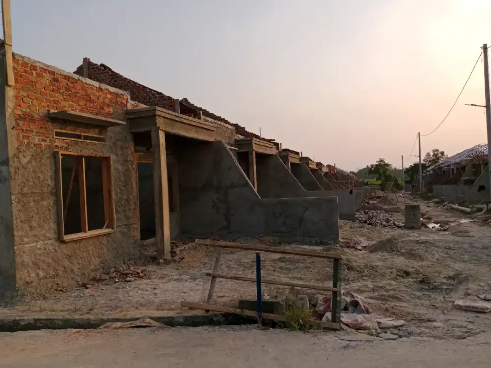 Menerima jasa harian dan borongan