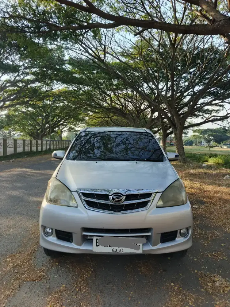 Jual Xenia Li 2011