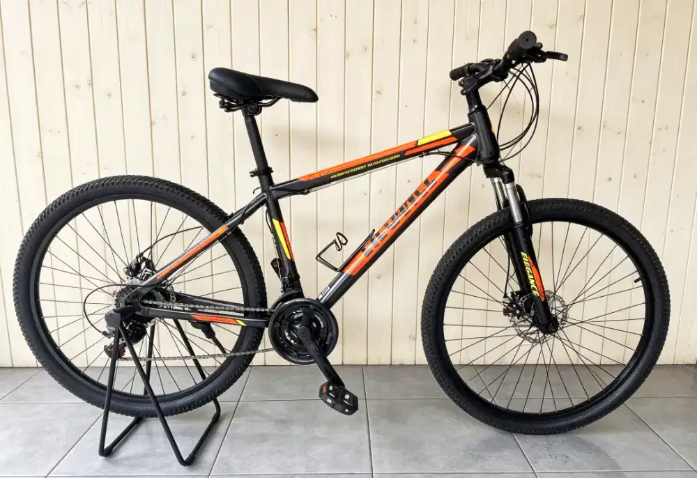 Sepeda gunung MTB uk26