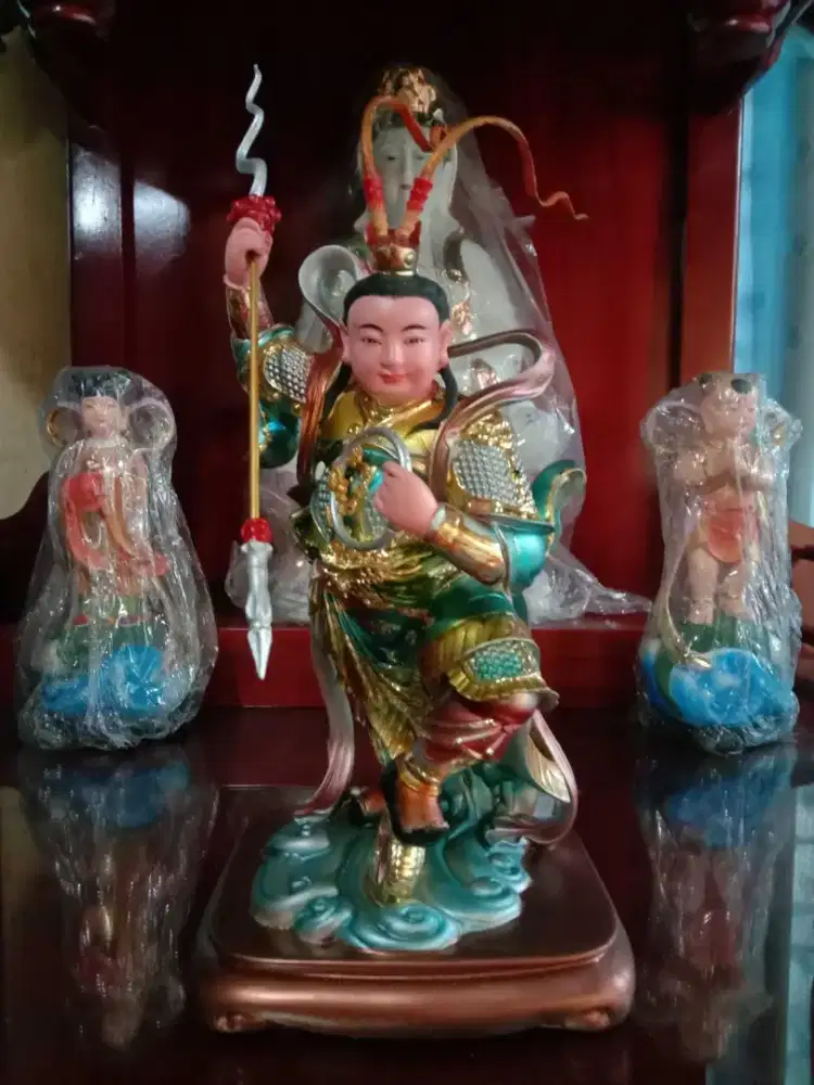 Patung Dewa Naca
