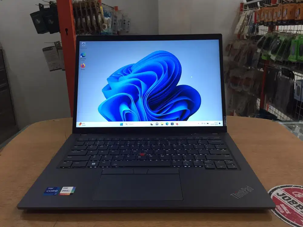 Lenovo ThinkPad T14S G3 Core i7Gen12 Ram 16GB SSD 512GB Slim Mulus