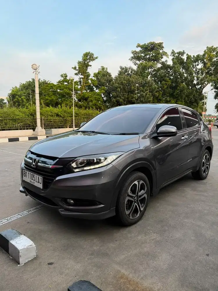 Honda HR-V Prestige 1.8 2018 Bensin