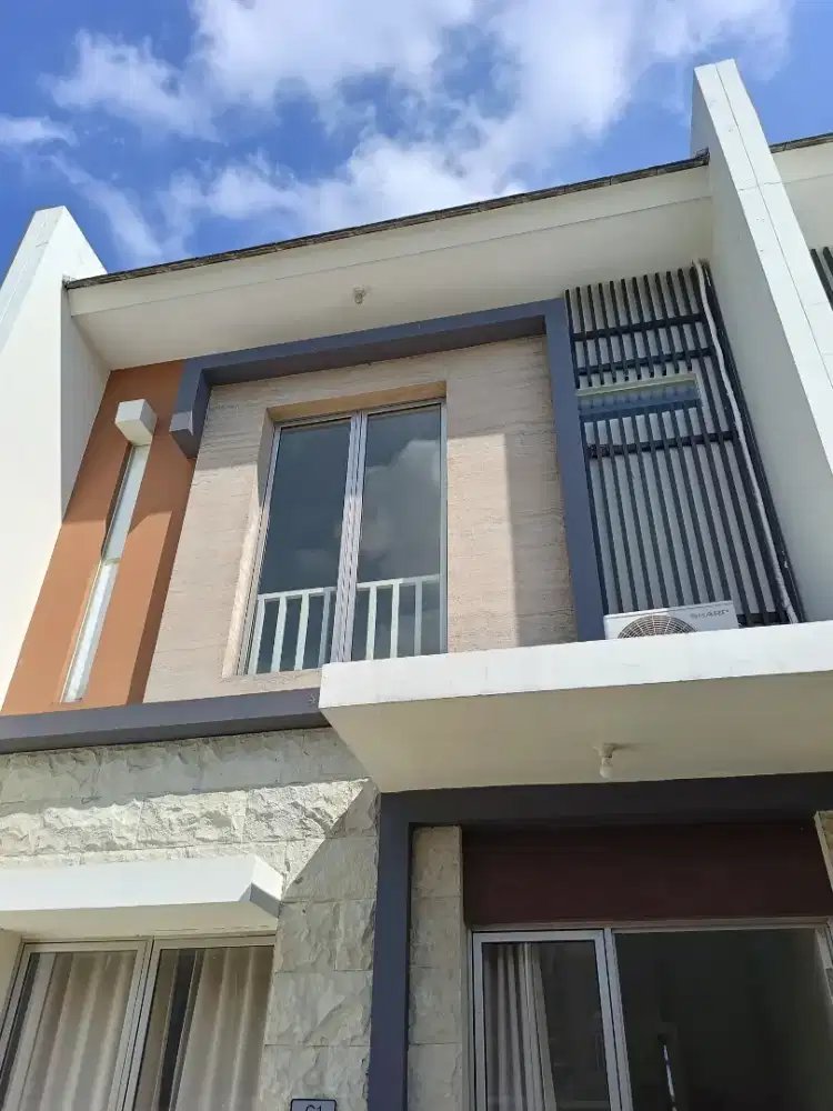 RUMAH JUAL GREENLAND RESIDENCE- GARBERA ,Butuh nego sampe deal brg BGS