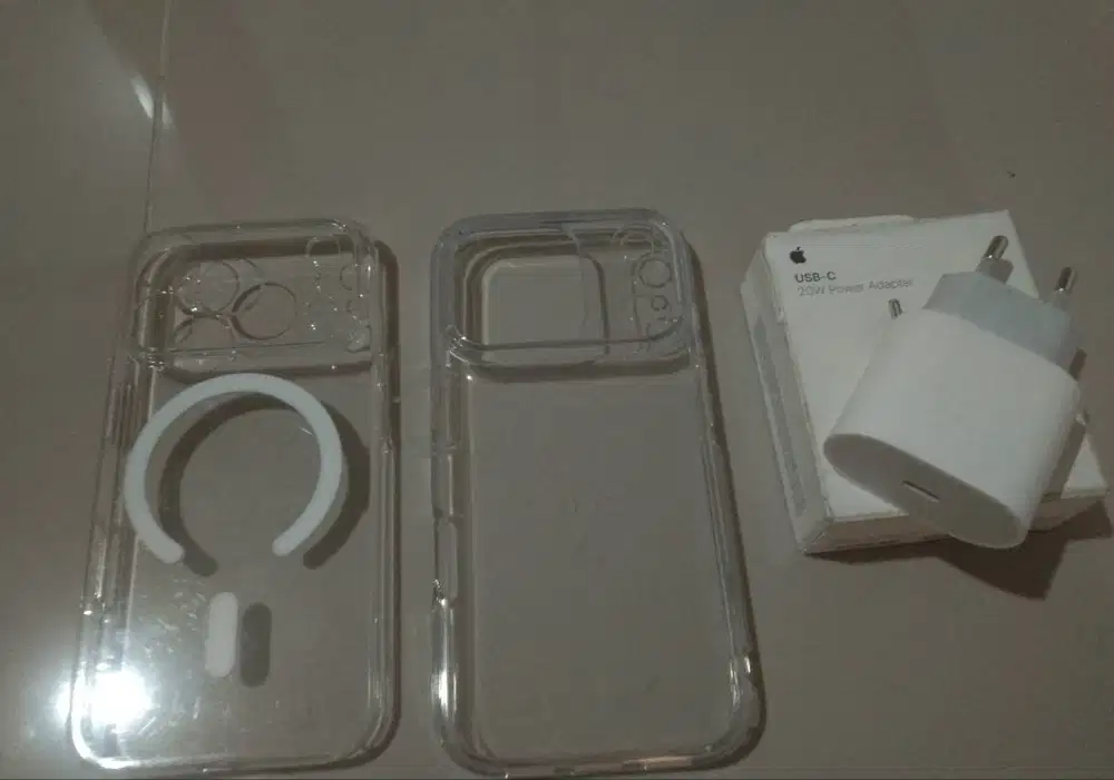 Kepala charger iphone ori + case iphone 17 pro
