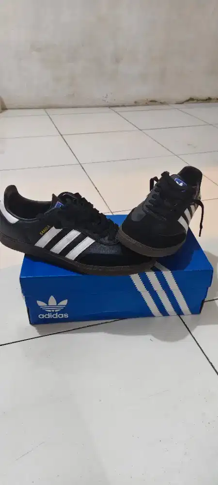 Di jual adidas Samba black OG