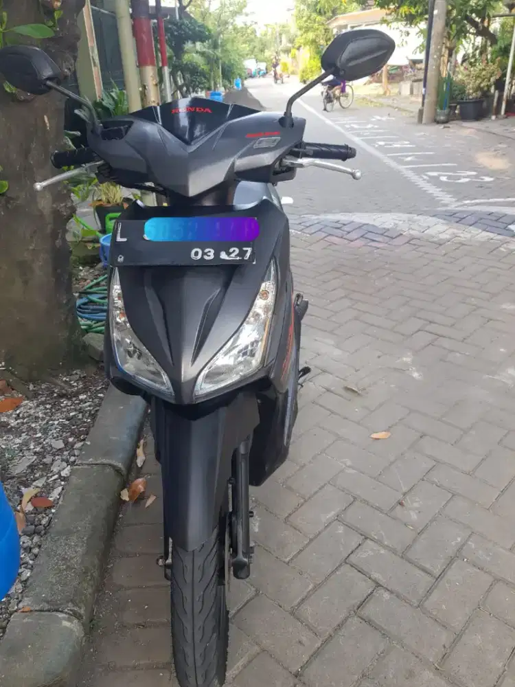 Vario 110 LED 2017 Stater Halus