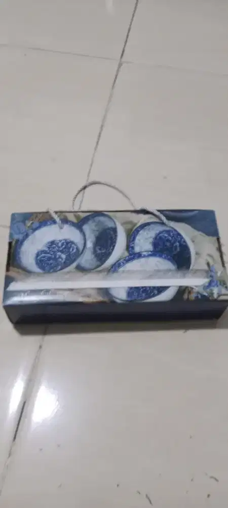 Satu set mangkok keramik   perlengkapan makan