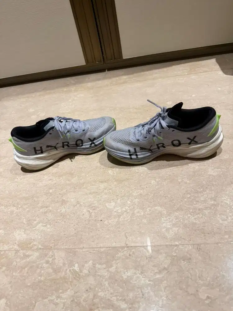 sepatu Puma Hyrox