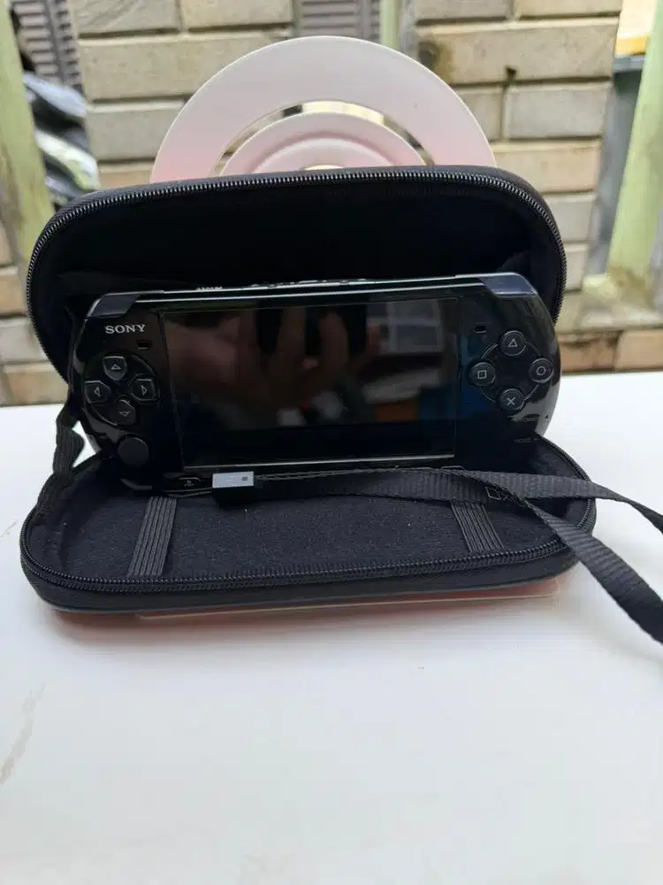 PS Vita PCH-1004
