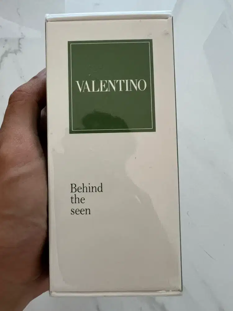 Parfum VALENTINO Behind the seen EDP