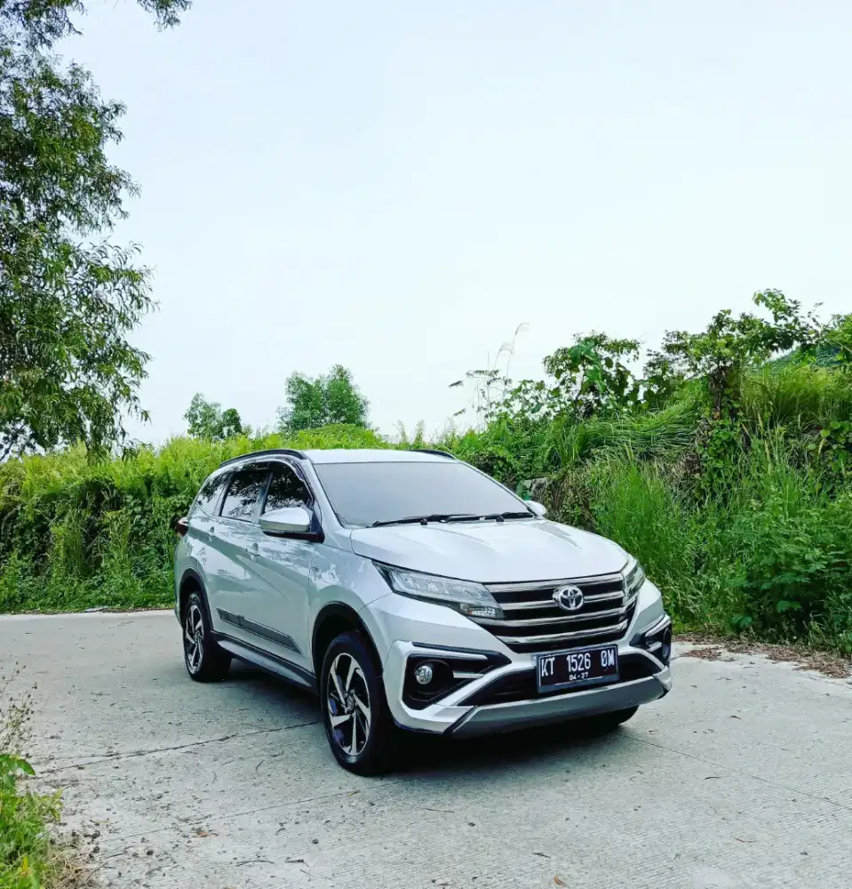 DIJUAL TOYOTA RUSH GR MT 2022