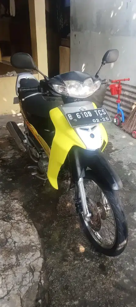 Suzuki Shogun R 125 Tahun 2005